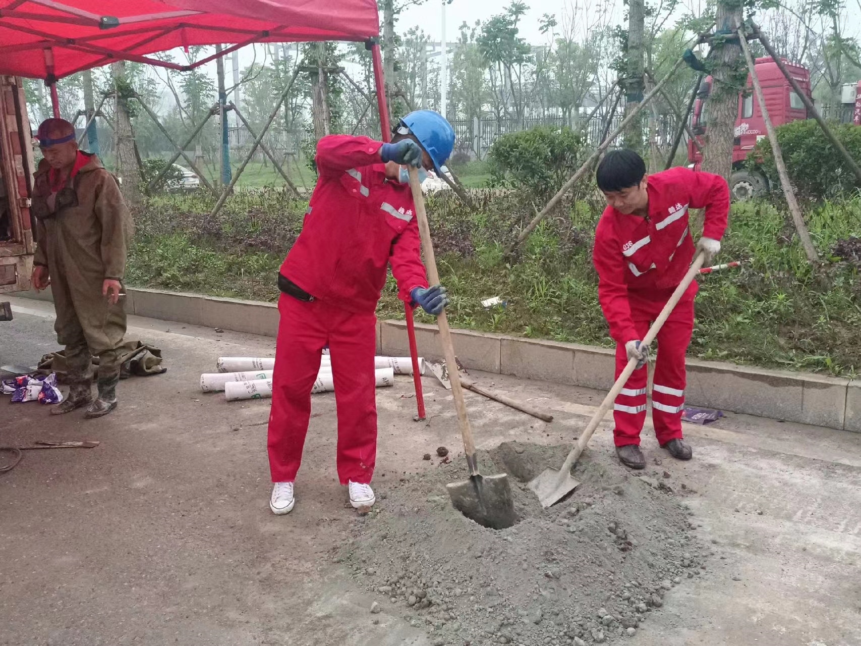 南明管道疏通哪家好】及时进行市政管道清淤